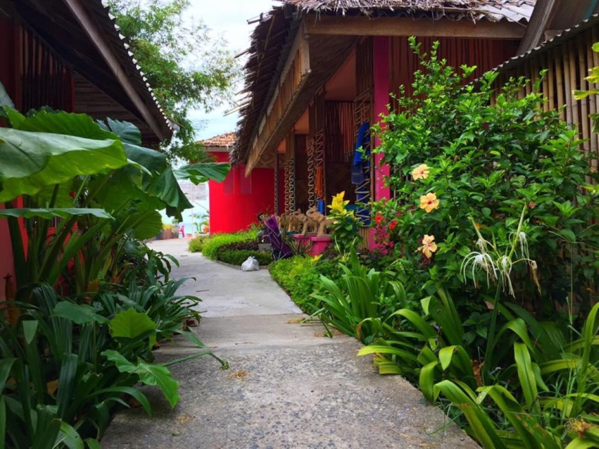 קו לנטה Cha-Ba Bungalow & Art Gallery מראה חיצוני תמונה